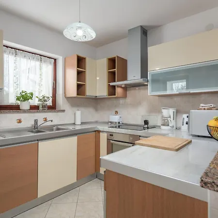 Casa Celeste With Private Pool - Happy Apartment *