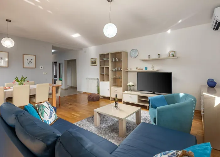 Casa Celeste With Private Pool - Happy Appartamento *